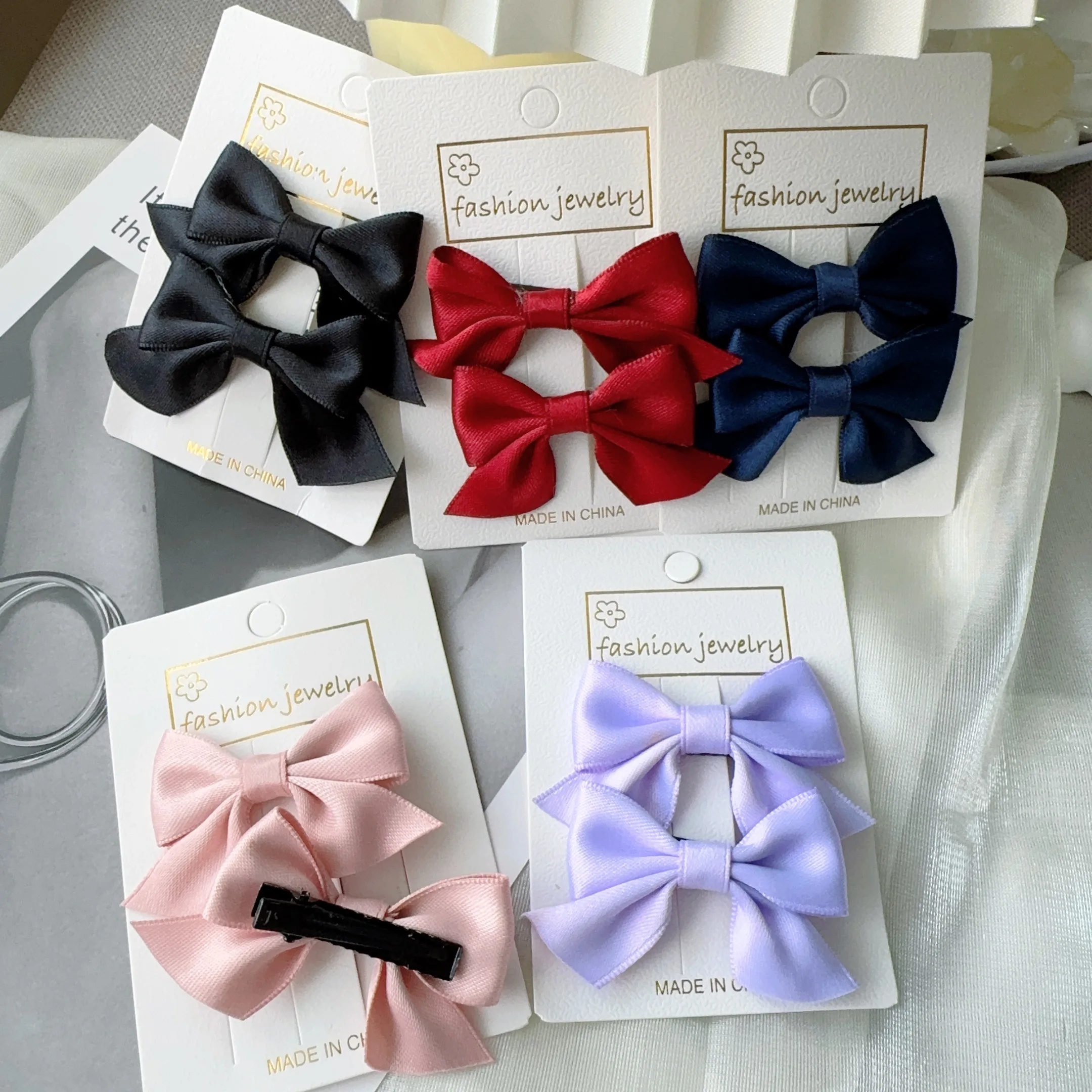 2Pcs Starry Dots Red Velvet Bow Hair Pins Hair Clips Kids Girls Fashion Christmas Barrettes Ponytail Holder Headwear Accessories