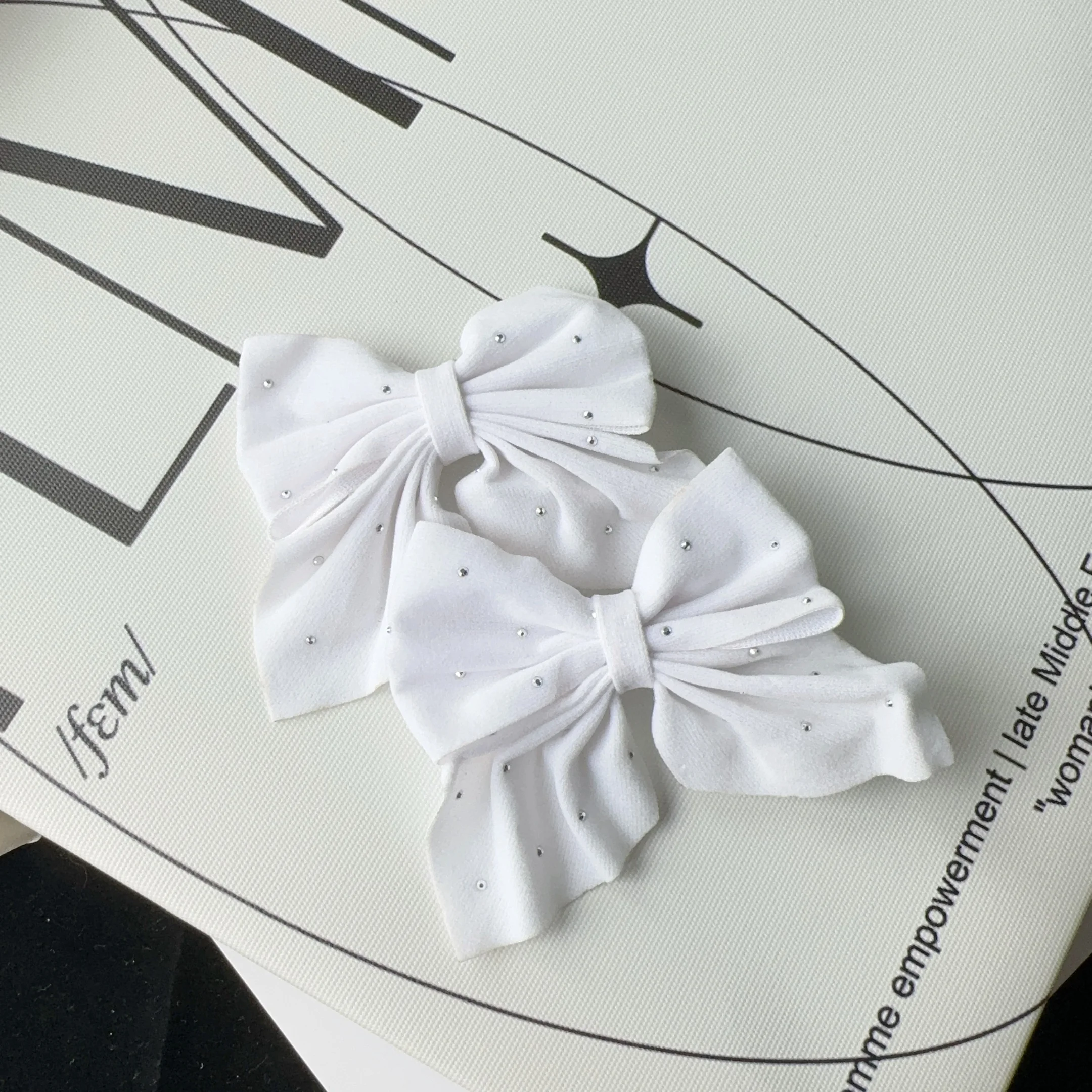2Pcs Starry Dots Red Velvet Bow Hair Pins Hair Clips Kids Girls Fashion Christmas Barrettes Ponytail Holder Headwear Accessories