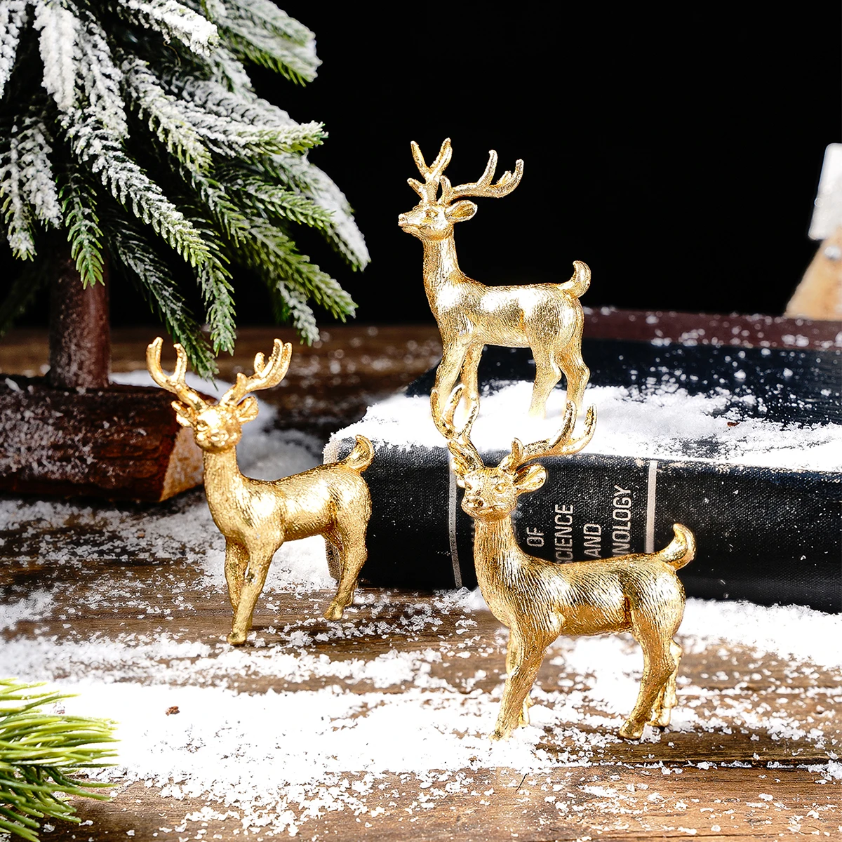 3PCS, Christmas mini Reindeer Resin Ornaments, colorful Three-Dimensional Deer Table Decoration Handicrafts
