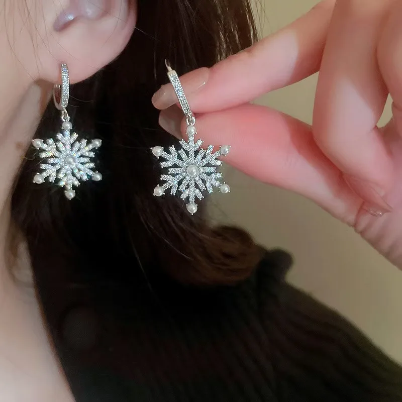 Luxury Sparking Crystal Snowflake Earrings For Women Shiny Zircon Imitation Pearl Earring Christmas New Year Party Jewelry Gifts
