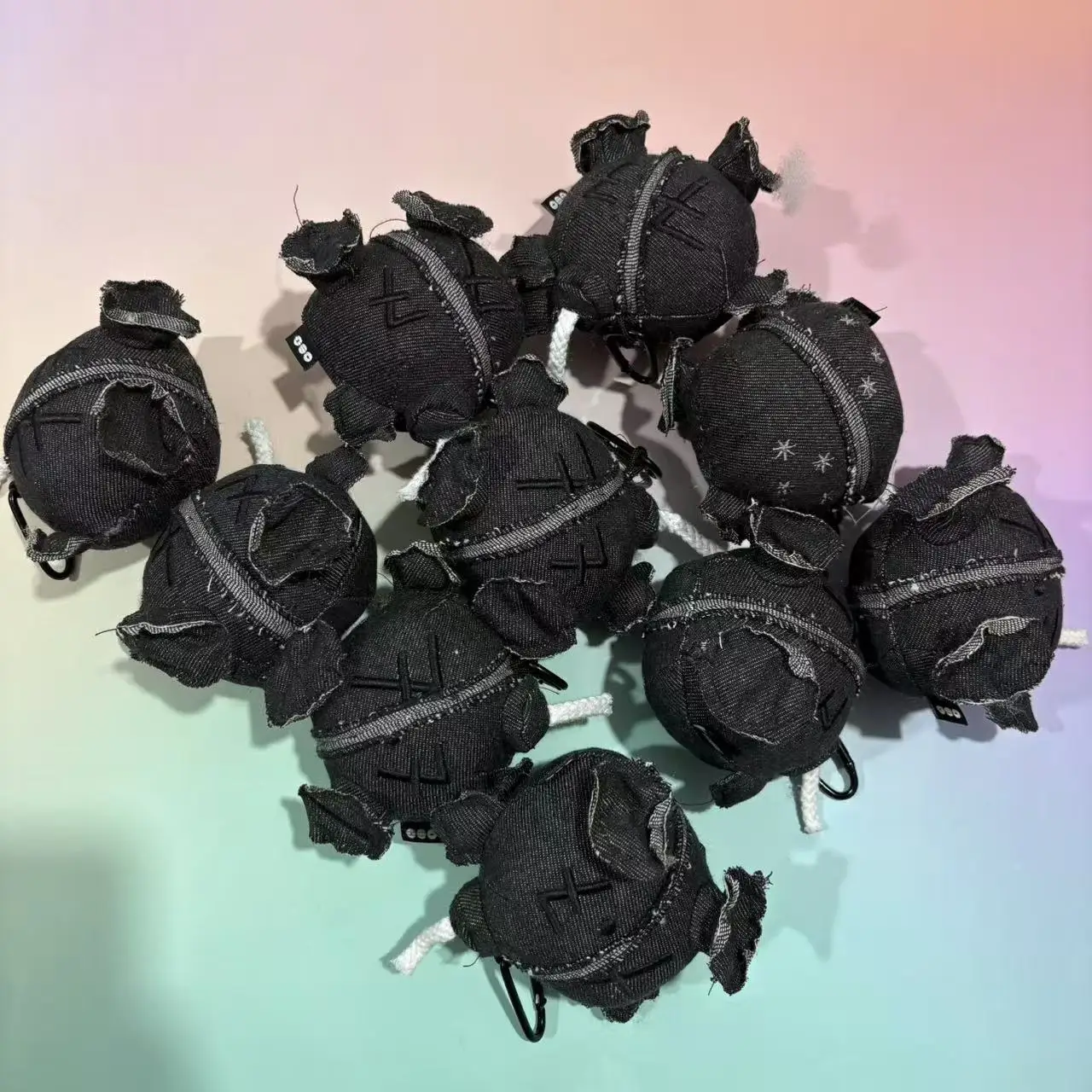 10cm Kawaii In Stock Black Denim Ball Peripheral Plush Keychains Coal Stove Pendant Plush Toy Christmas Birthday Gift For Fans