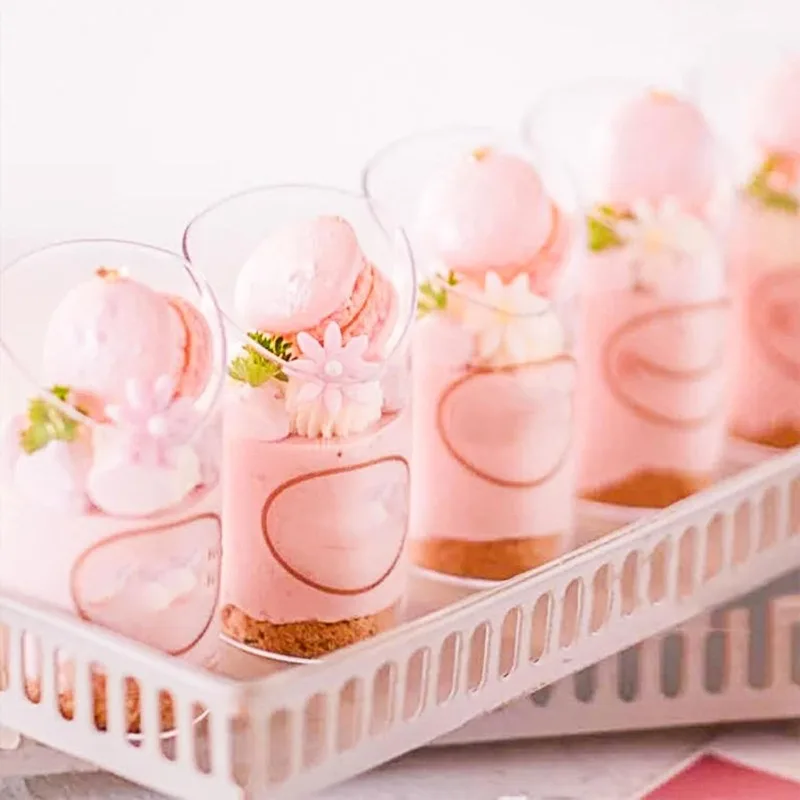 10/20PCS Disposable Slanted Cups Plastic Dessert Cups Ice-Cream Mousse Jelly Dessert Cups with Spoon Christmas Birthday Party