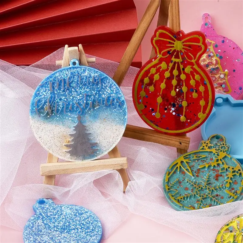 4Pcs Christmas Ball Ornament Resin Mold DIY Round Shape Keychain Pendant Silicone Mould Xmas Tree Hanging Pendant Casting Tool