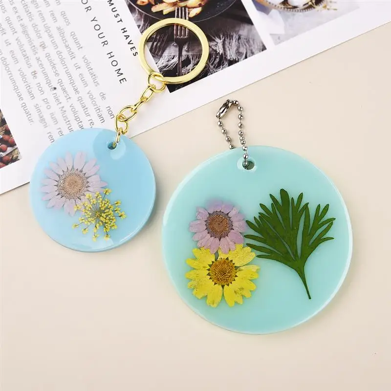 4Pcs Christmas Ball Ornament Resin Mold DIY Round Shape Keychain Pendant Silicone Mould Xmas Tree Hanging Pendant Casting Tool