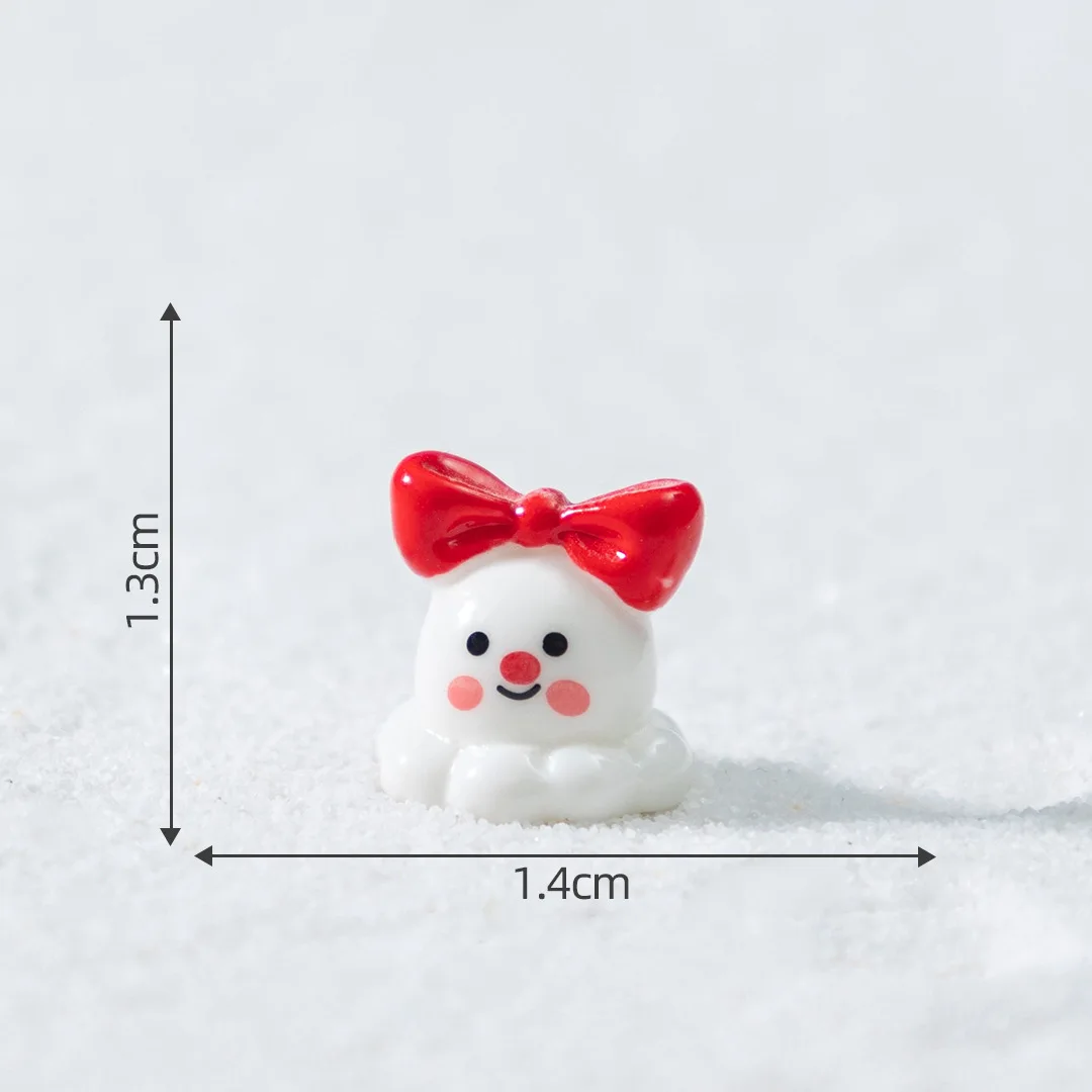 10pcs Christmas Snowman Elk Bobsleigh Mini Resin Jewelry Pendant DIY3D Glossy Micro-Landscape Desktop Small Decorative Item