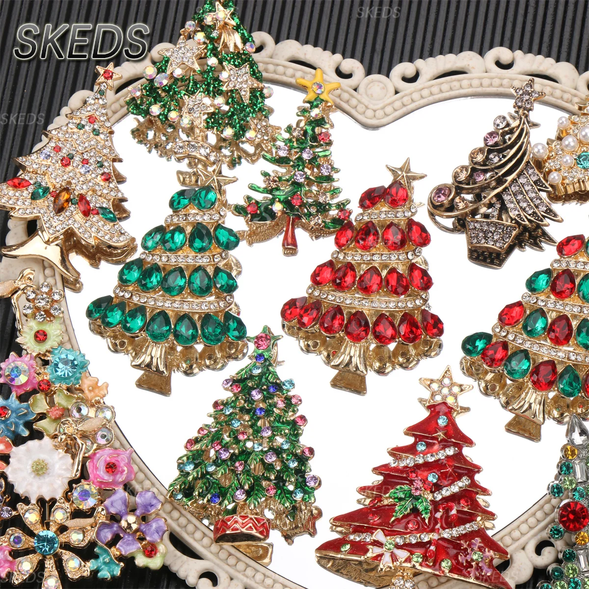 SKEDS 2026 Summer New Design Christmas Tree Brooch Luxury Jewelry Women's High-End Exquisite Pin Badges Wedding Corsage