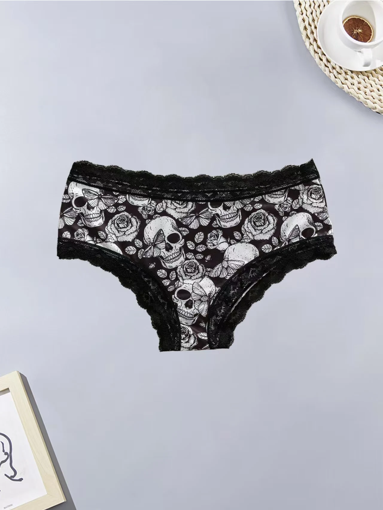 4-PCS women's panties sexy lace panty fashionable and comfortable Christmas shorts for girls female underpants