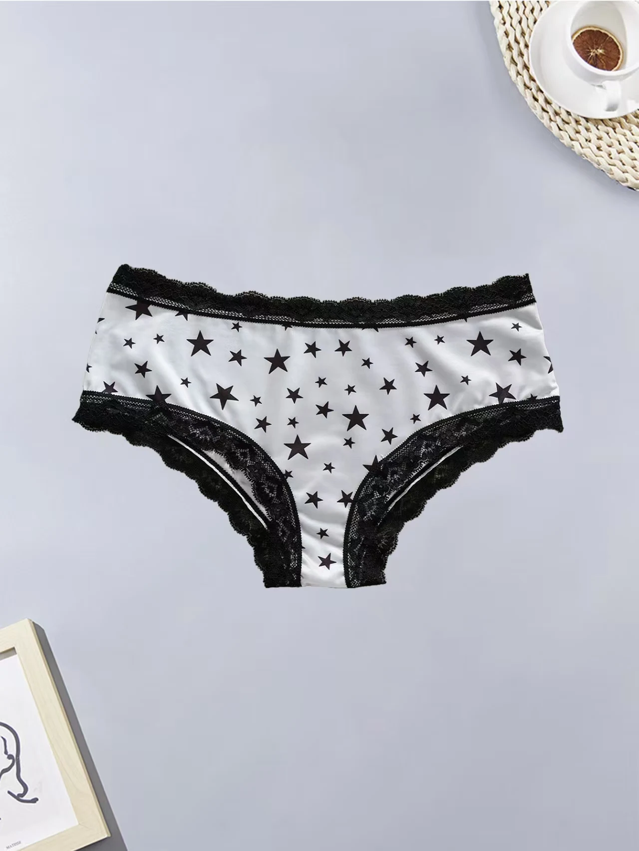 4-PCS women's panties sexy lace panty fashionable and comfortable Christmas shorts for girls female underpants