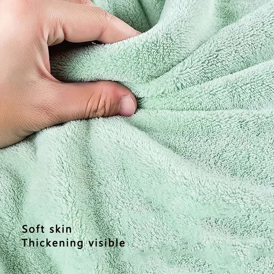 New Coral Fleece Bath Towel for Infants and Children, Suitable for Use in Bathrooms, Swimming Pools, Beaches, and Families. Can Be Used as a Newborn Blanket. Super Absorbent, Comfortable and Soft Fabric. New Pattern Design. Microfiber. Suitable for Infants and Children Aged 0-3 Years. Ideal as a Top Choice for Baby Christmas Gifts