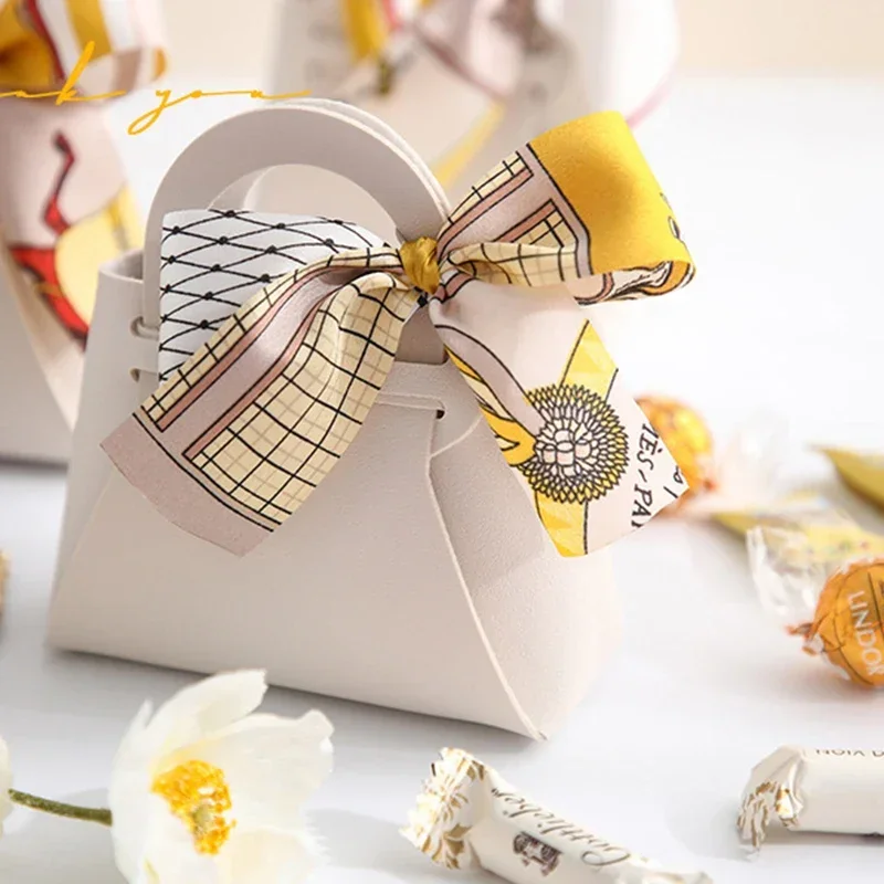 20PCS Leather Gift Bags Bow Ribbon Packaging Bag Wedding Favour Distributions Bags Christmas Candy Packaging Box Mini Handbag