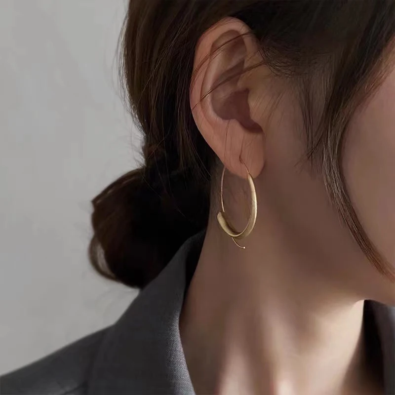 2025 New Design Matte Gold Gold Color Circle Earrings for Women's Fashion Jewelry Girl‘s Christmas Party Exaggerated Accessories