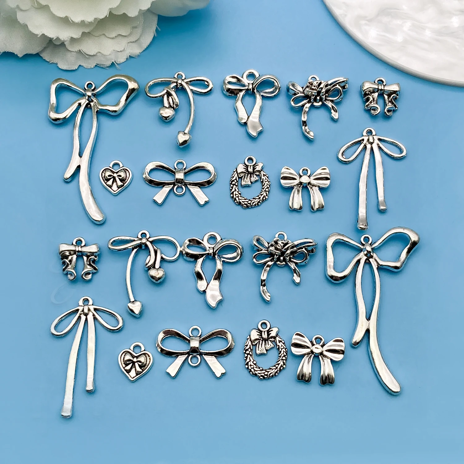 Mix 20 Pieces/Ancient Silver Bow Series Fashion Jewelry Making DIY Craft Back to School Halloween Christmas Fashion Accessories
