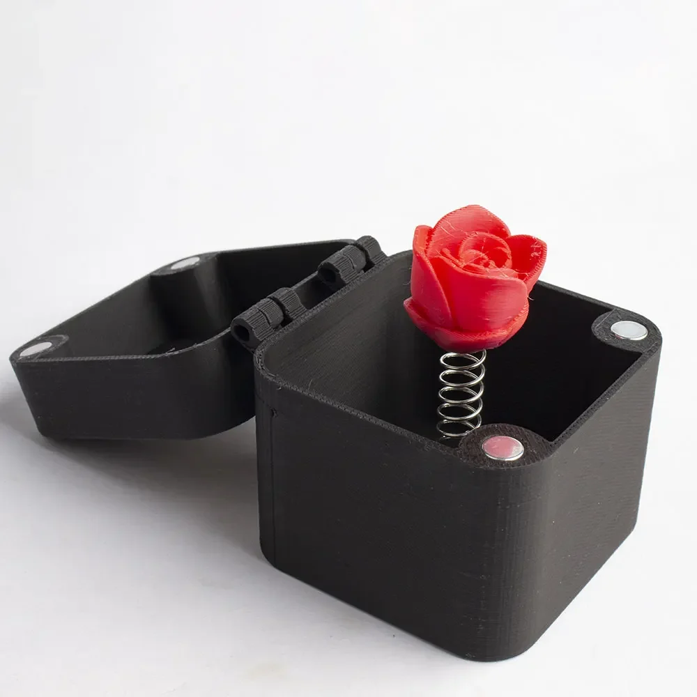 Love Rose Surprise Gift Boxs Christmas Fun Prank Gift Offices Desk Home Decor Valentine's Day Gift Decoration Toys