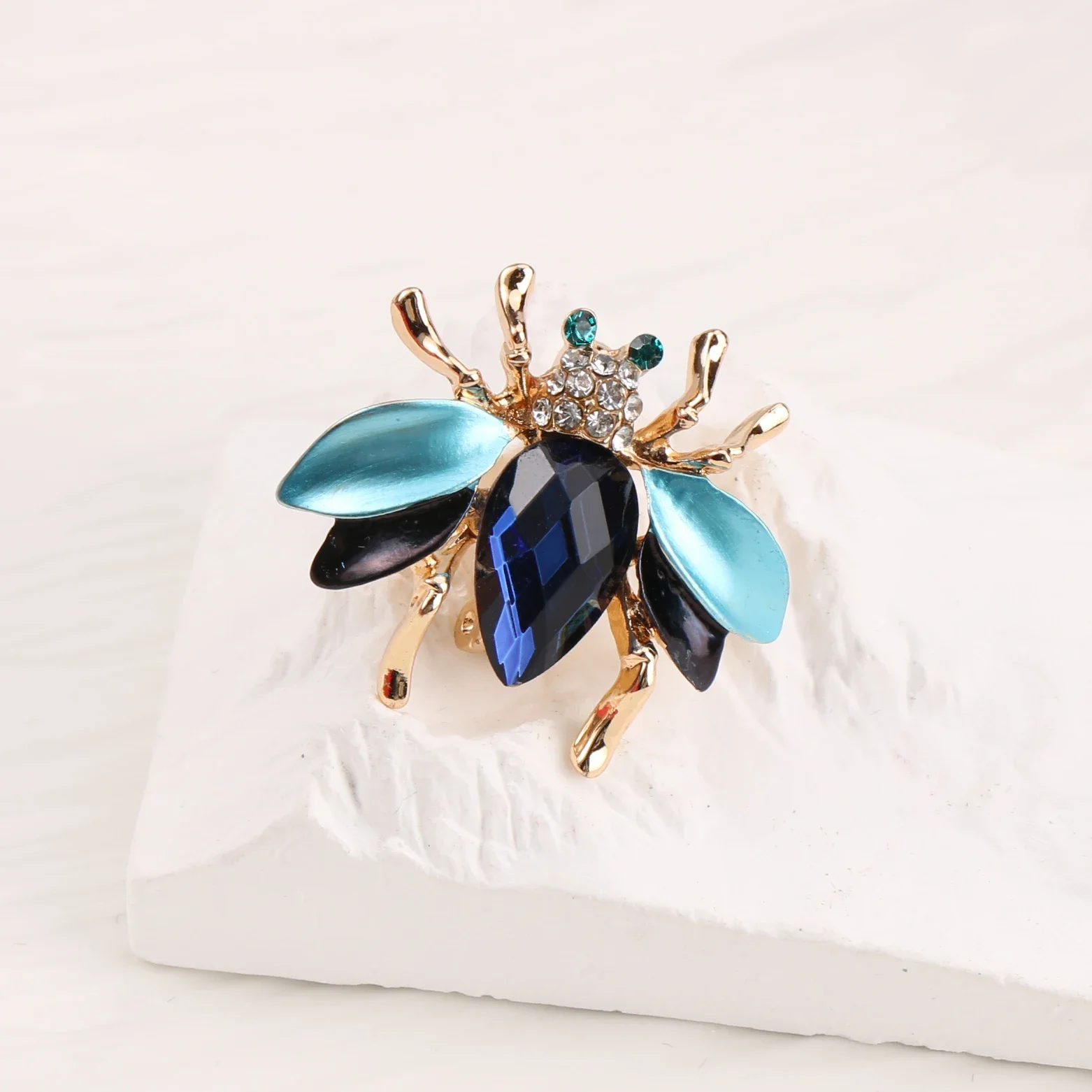 Fashion Corsage Blue Rhinestone Cute Little Bee Pin Unisex Party Holiday Christmas Gift Brooch