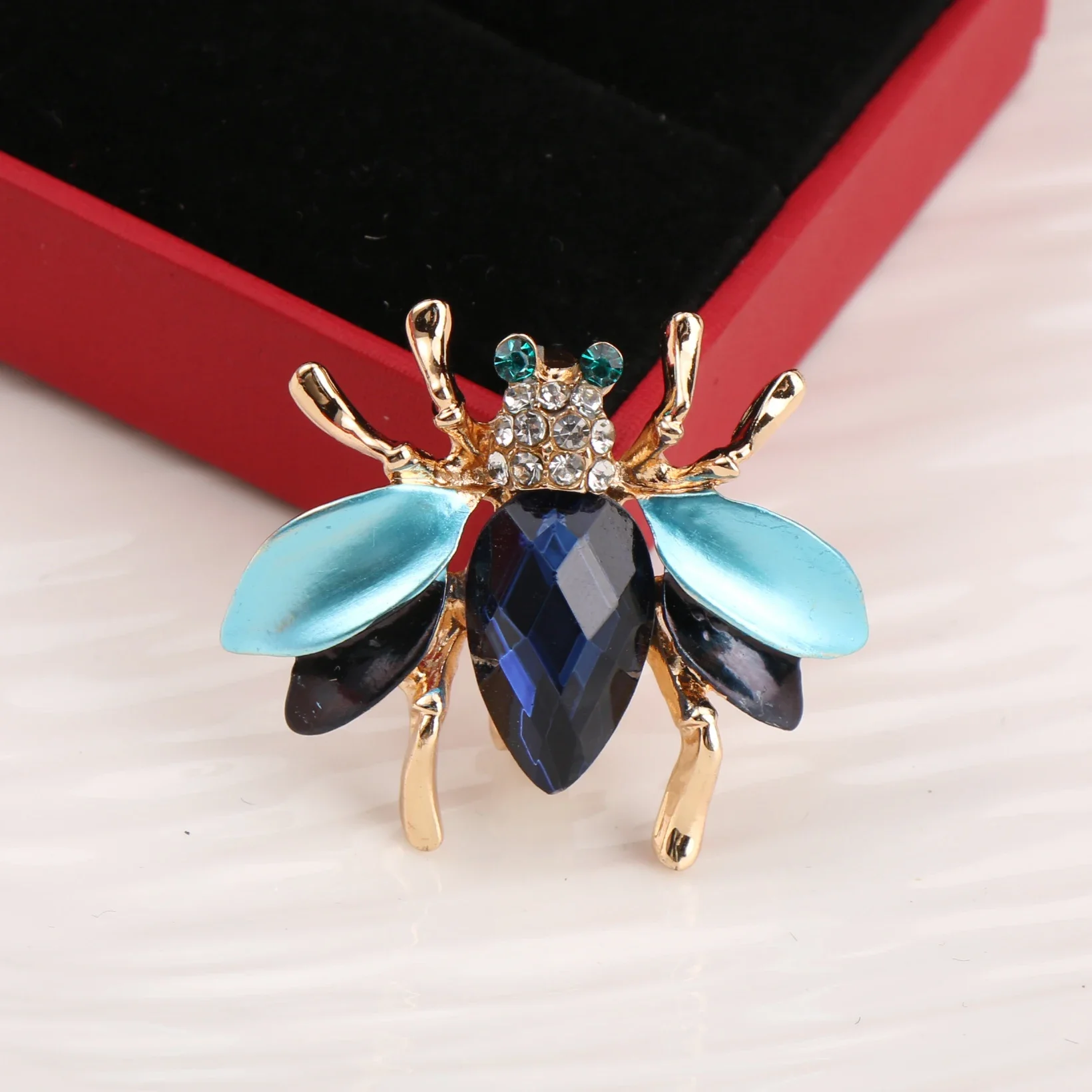 Fashion Corsage Blue Rhinestone Cute Little Bee Pin Unisex Party Holiday Christmas Gift Brooch