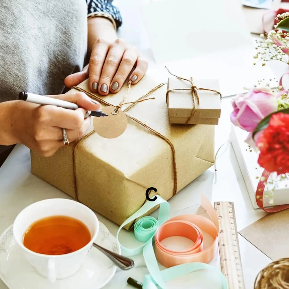 100Pcs Round Tags 3/4/5cm Circle Kraft Paper Blank Gift Tags Price Tags with Hole Hang Tag for Craft Birthday Wedding Christmas