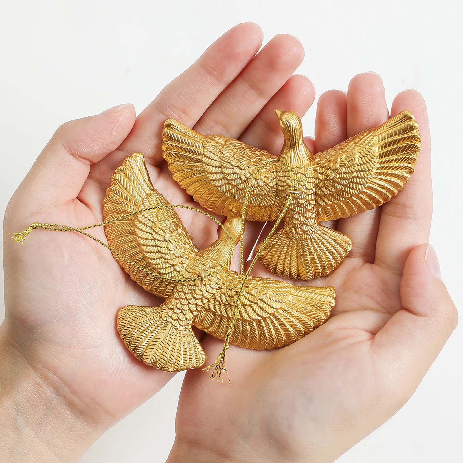 Style Friendship Doves - Home Alone 2 Resin Christmas Ornament  Doves Christmas Tree Ornaments- Best Gift for Someone Special