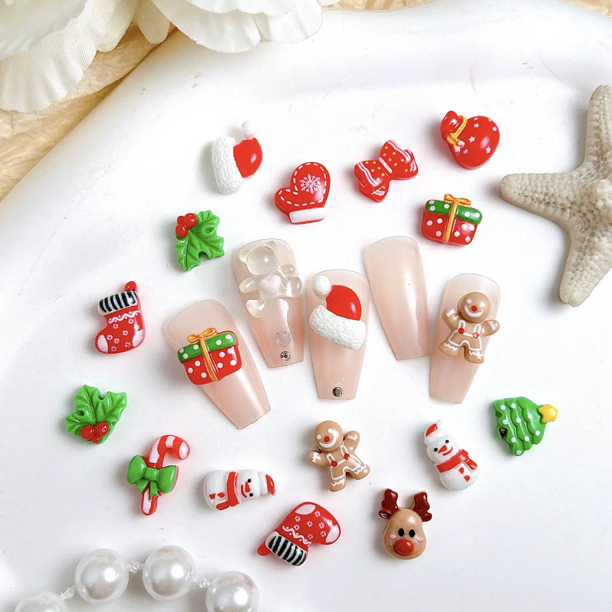 20PCS Kawaii Painted Snowman Gloves Resin Nail Charms 3D Cartoon Reindeer Gift Box Nail Art Decorations DIY Christmas Nail Parts