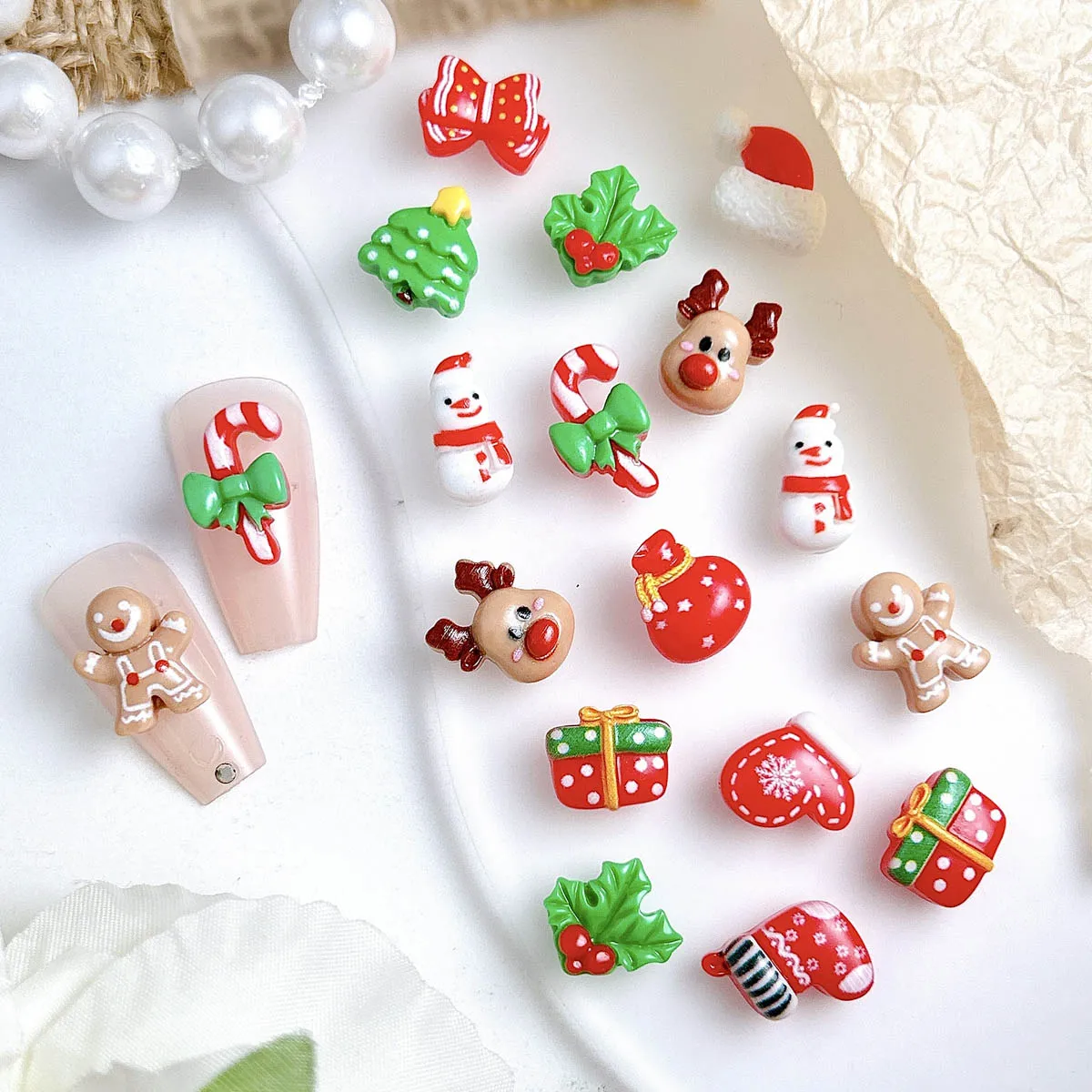20PCS Kawaii Painted Snowman Gloves Resin Nail Charms 3D Cartoon Reindeer Gift Box Nail Art Decorations DIY Christmas Nail Parts