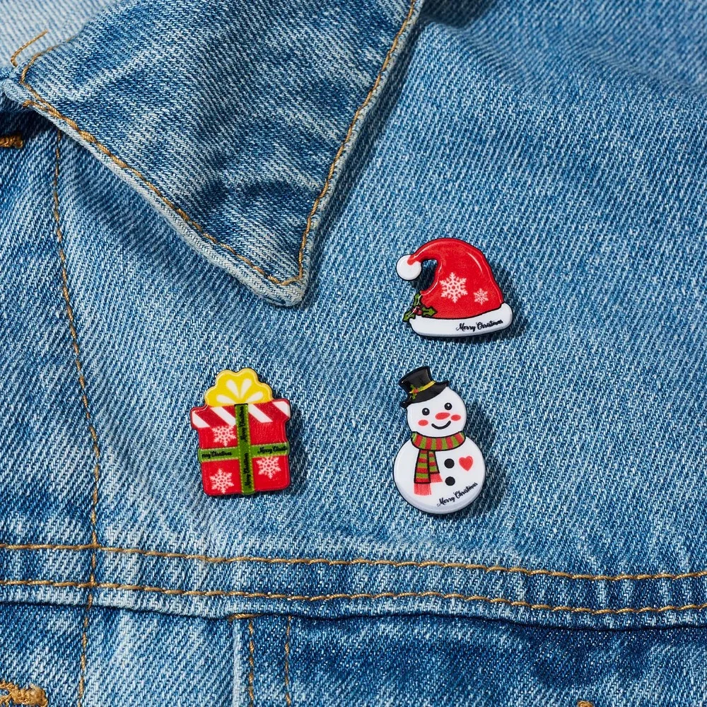 Fashion Xmas Brooch Badge Set for Women Christmas Pins Snowman Snowflake Deer Bell Hat Sock Tree Cartoon Cute Jewelry Gift