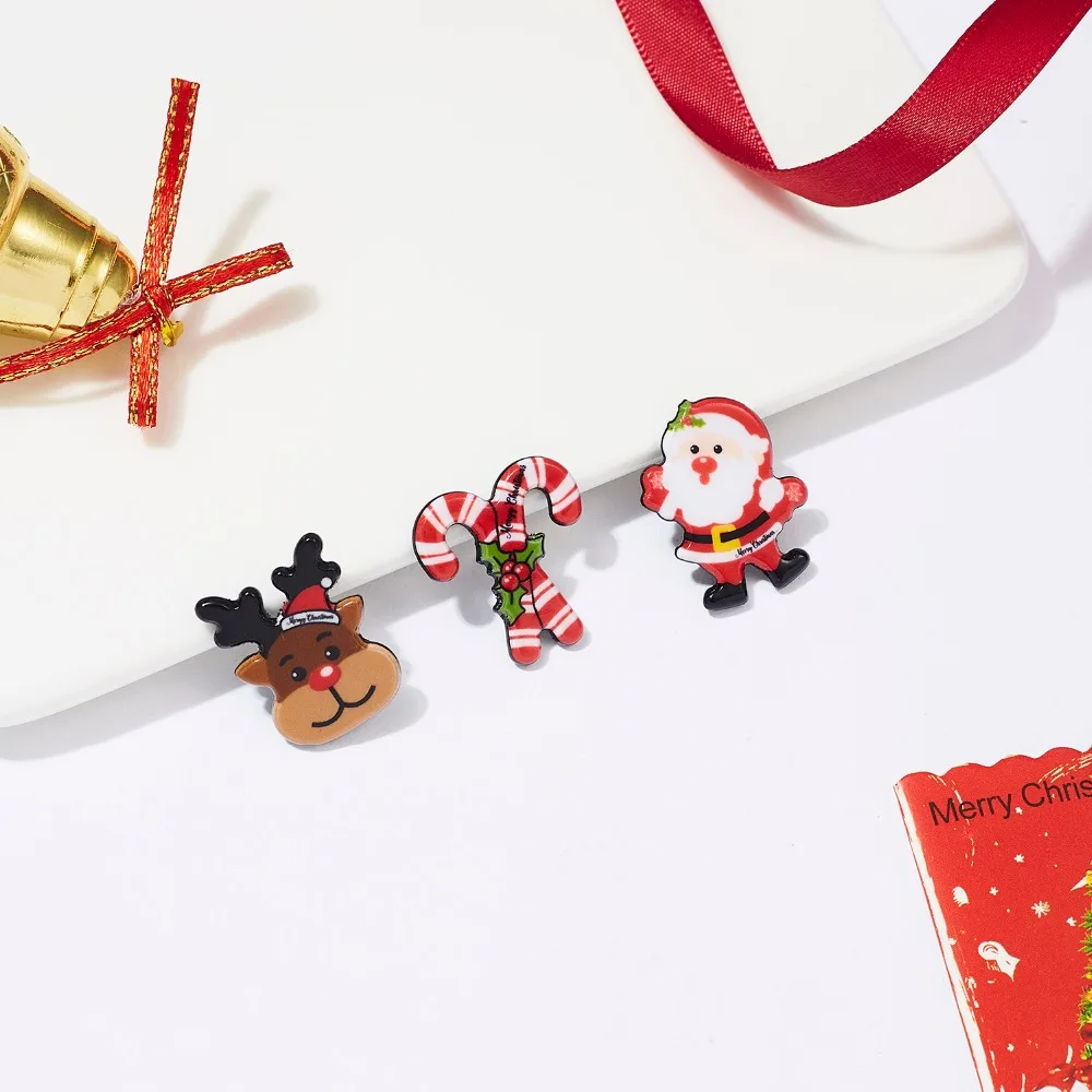 Fashion Xmas Brooch Badge Set for Women Christmas Pins Snowman Snowflake Deer Bell Hat Sock Tree Cartoon Cute Jewelry Gift