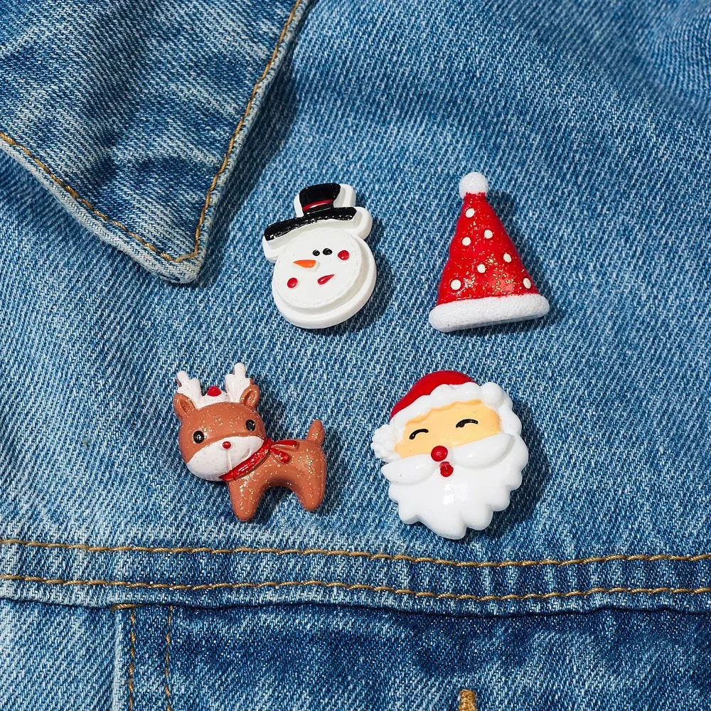 Fashion Xmas Brooch Badge Set for Women Christmas Pins Snowman Snowflake Deer Bell Hat Sock Tree Cartoon Cute Jewelry Gift