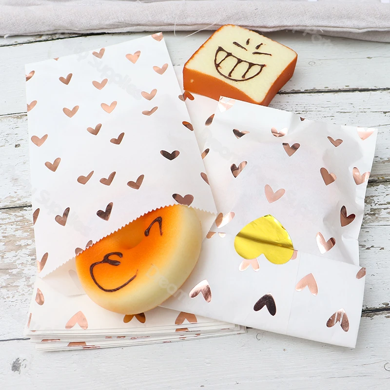 12pcs Thicken Gift Paper Bag Dot Stickers Toffee Sweets Cookies Heart Kraft Paper Bag Christmas Party Craft Bags Pouch Birthday