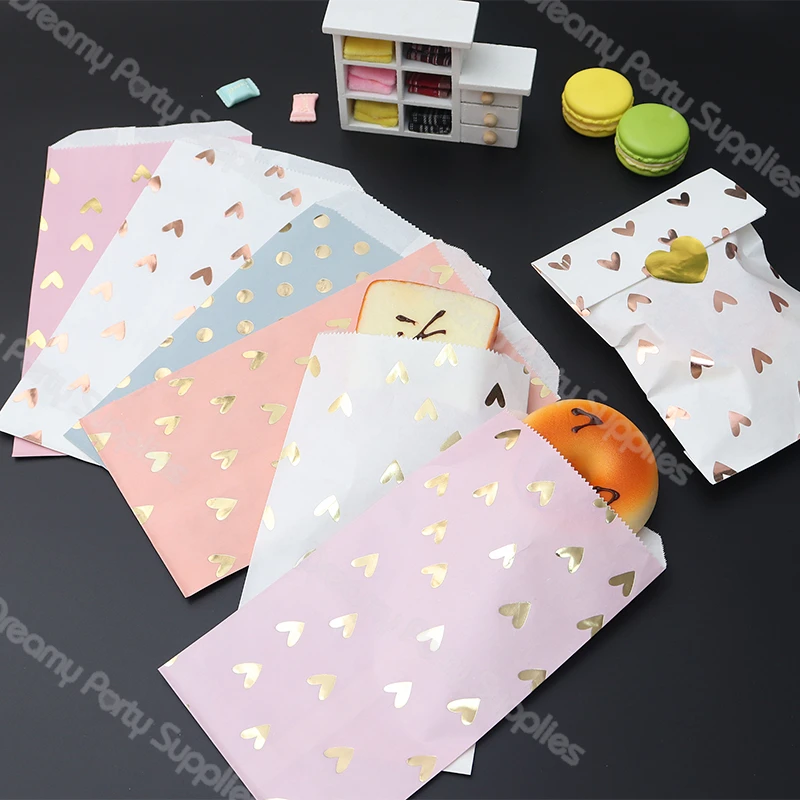 12pcs Thicken Gift Paper Bag Dot Stickers Toffee Sweets Cookies Heart Kraft Paper Bag Christmas Party Craft Bags Pouch Birthday