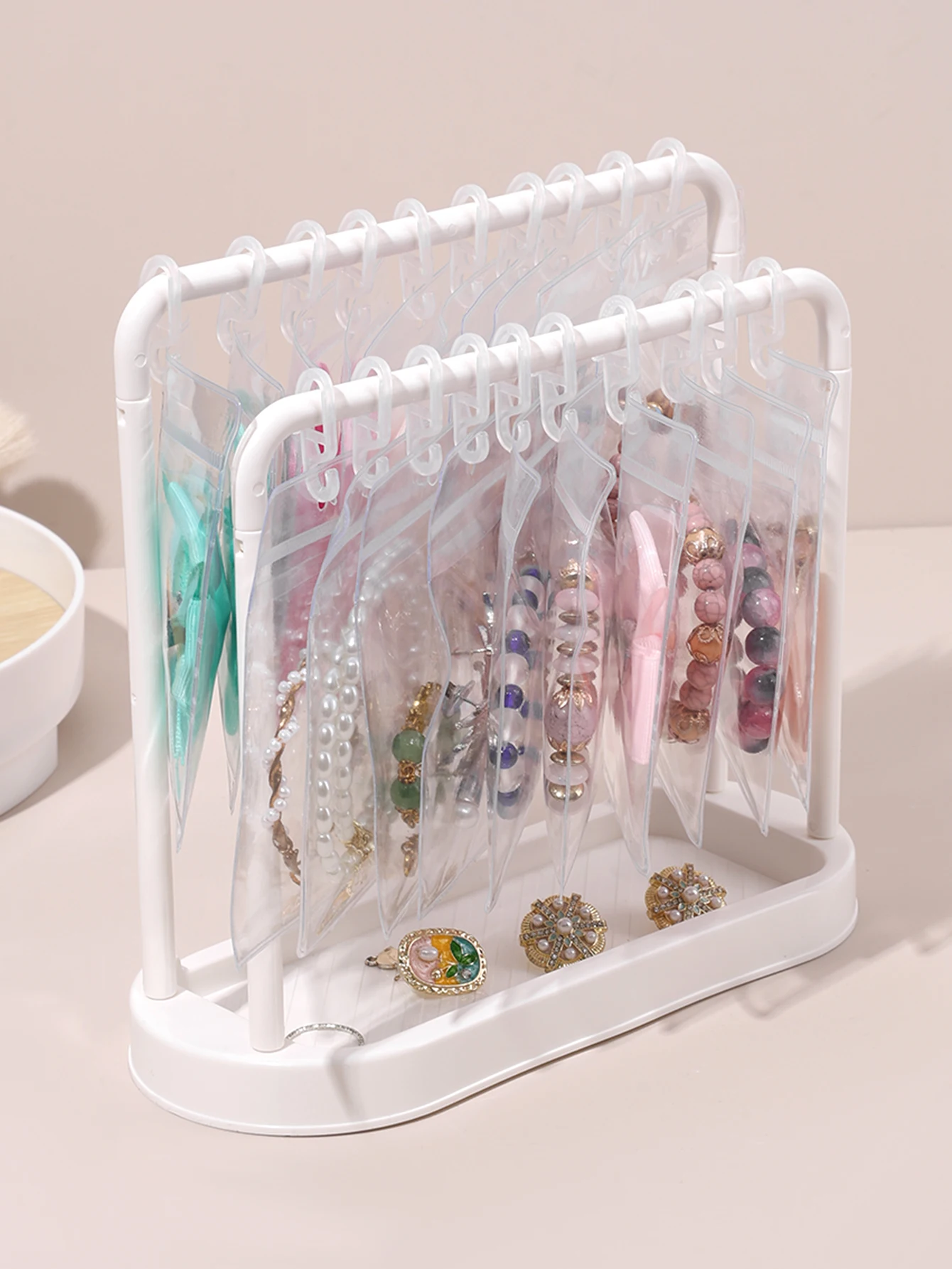 Display Stand Simple Jewelry Storage Badge Organizer MultiFunctional Storage Rack Collectibles Figurines Ornament Rack Christmas