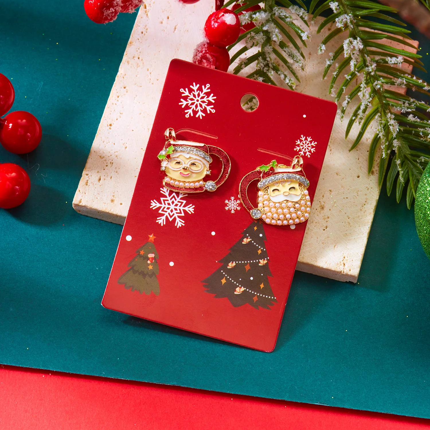 Creative Christmas Grandpa and Grandma Zircon Stud Earrings For Women White Pearl Crystal Snowman Elk Earring New Year Jewelry
