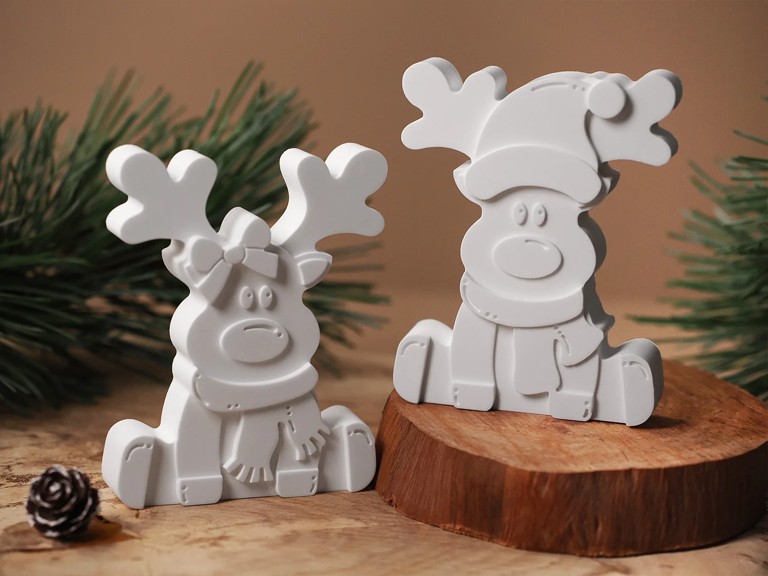 Christmas Silicone Mold Sitting Reindeer Resin Casting Mold for DIY Ornament Holiday Party Decor Gift Winter Party Decoration