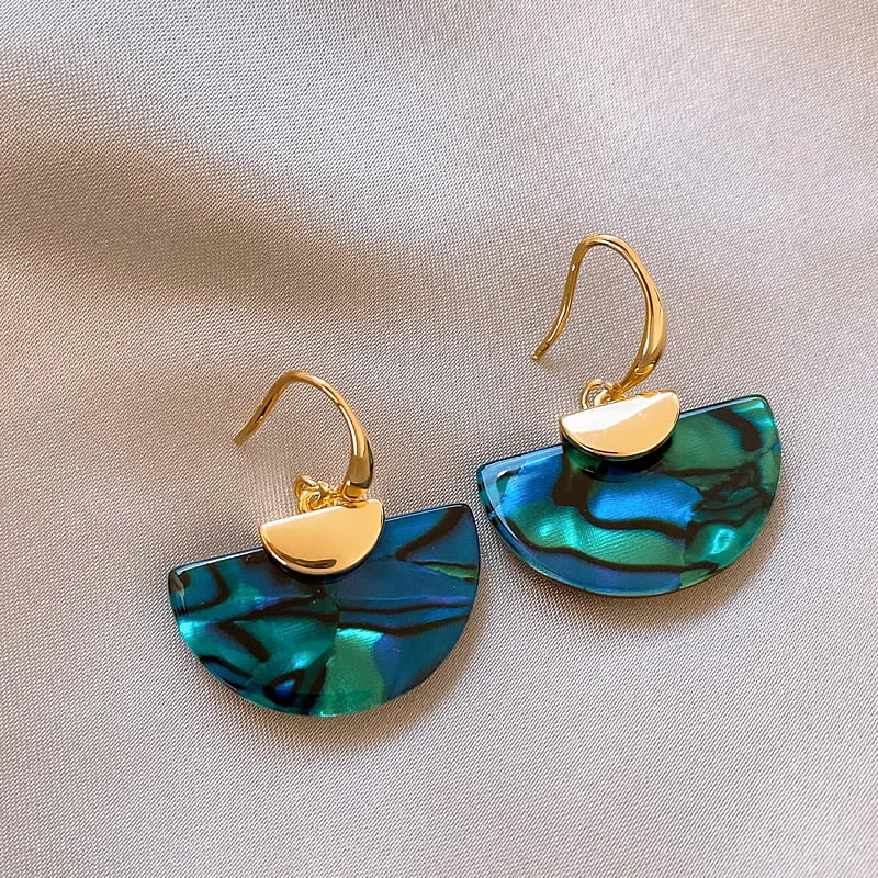 Design Sense Green Texture Fan-shaped Pendant Earrings 2025 New Jewelry Unusual Fashion Accessories For Women's Christmas Earrin