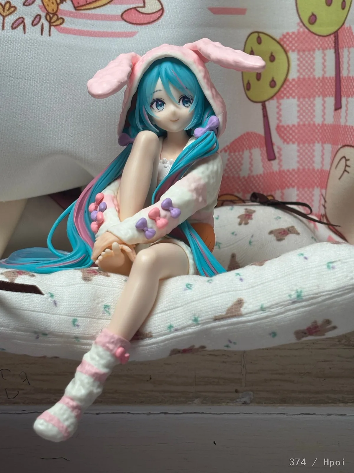 New In Stock Hatsune Miku Rabbit Ear Pajamas Collectible Anime Action Kwaii Miku Figures Model Toys Christmas Gifts