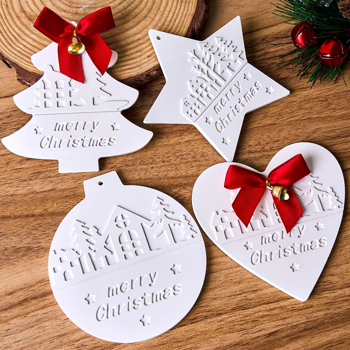 Christmas Heart Round Tree Star-Shaped Hanging Ornament Silicone Mold DIY Cement Plaster Clay Craft for Home Decor Craft Gift