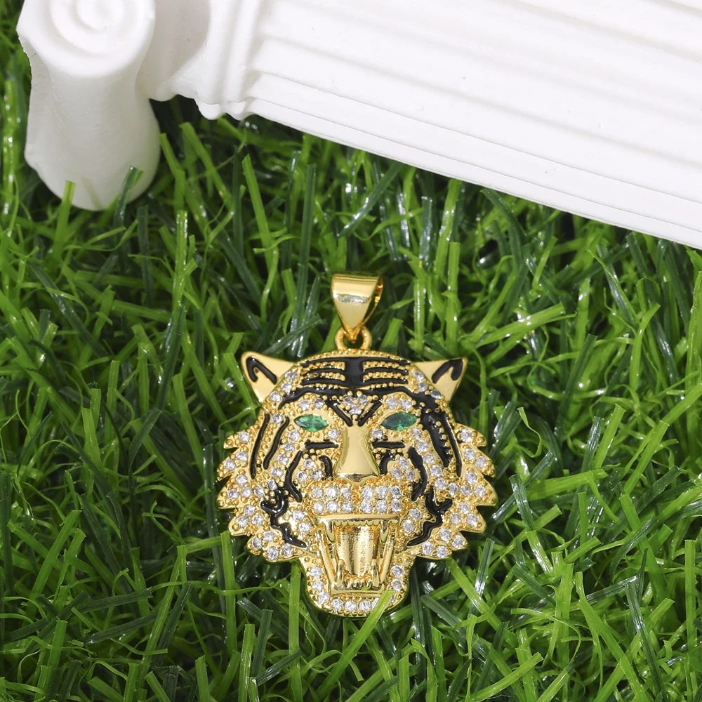 Juya Micro Pave Zircon 18K Real Gold Plated Luxury Animal Panther Lion Leopard Charms For DIY Christmas Pendant Jewelry Making