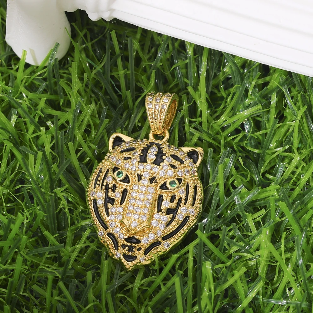 Juya Micro Pave Zircon 18K Real Gold Plated Luxury Animal Panther Lion Leopard Charms For DIY Christmas Pendant Jewelry Making