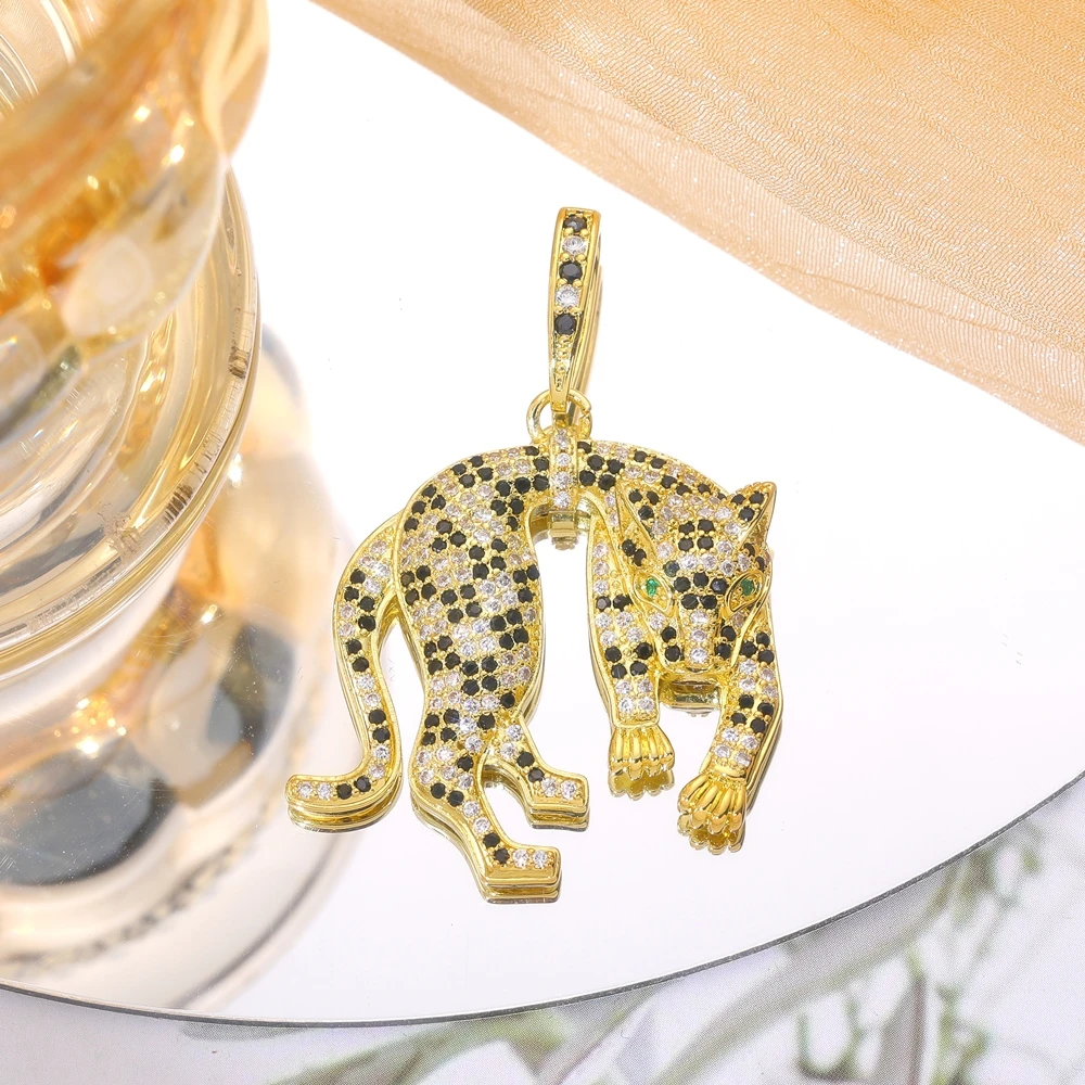 Juya Micro Pave Zircon 18K Real Gold Plated Luxury Animal Panther Lion Leopard Charms For DIY Christmas Pendant Jewelry Making