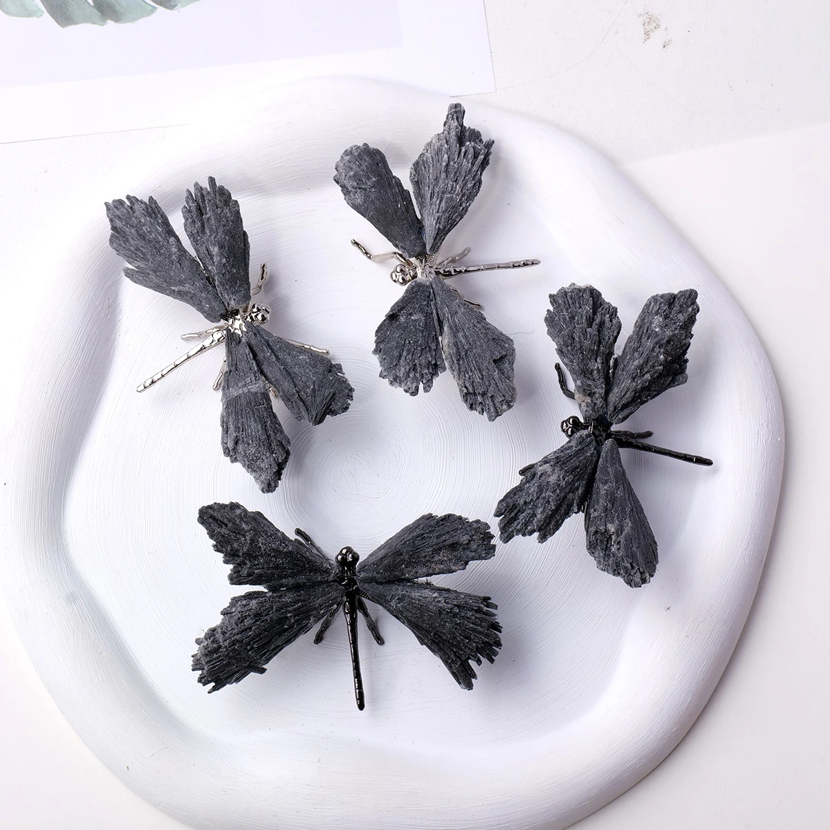 1PC Natural Crystal Mini Black Tourmaline Feathered Dragonfly Creative Handicraft Jewelry Halloween Christmas Gift