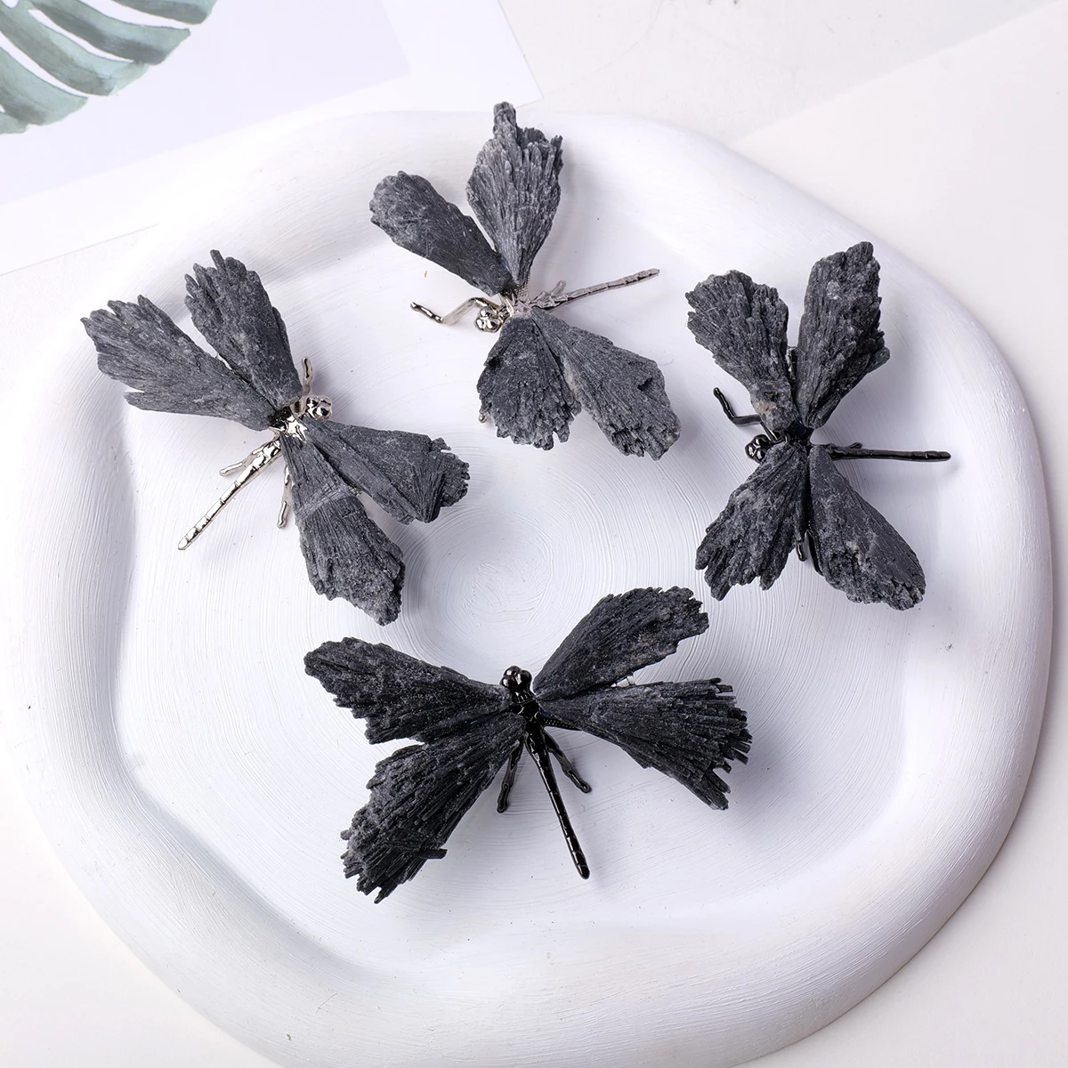1PC Natural Crystal Mini Black Tourmaline Feathered Dragonfly Creative Handicraft Jewelry Halloween Christmas Gift