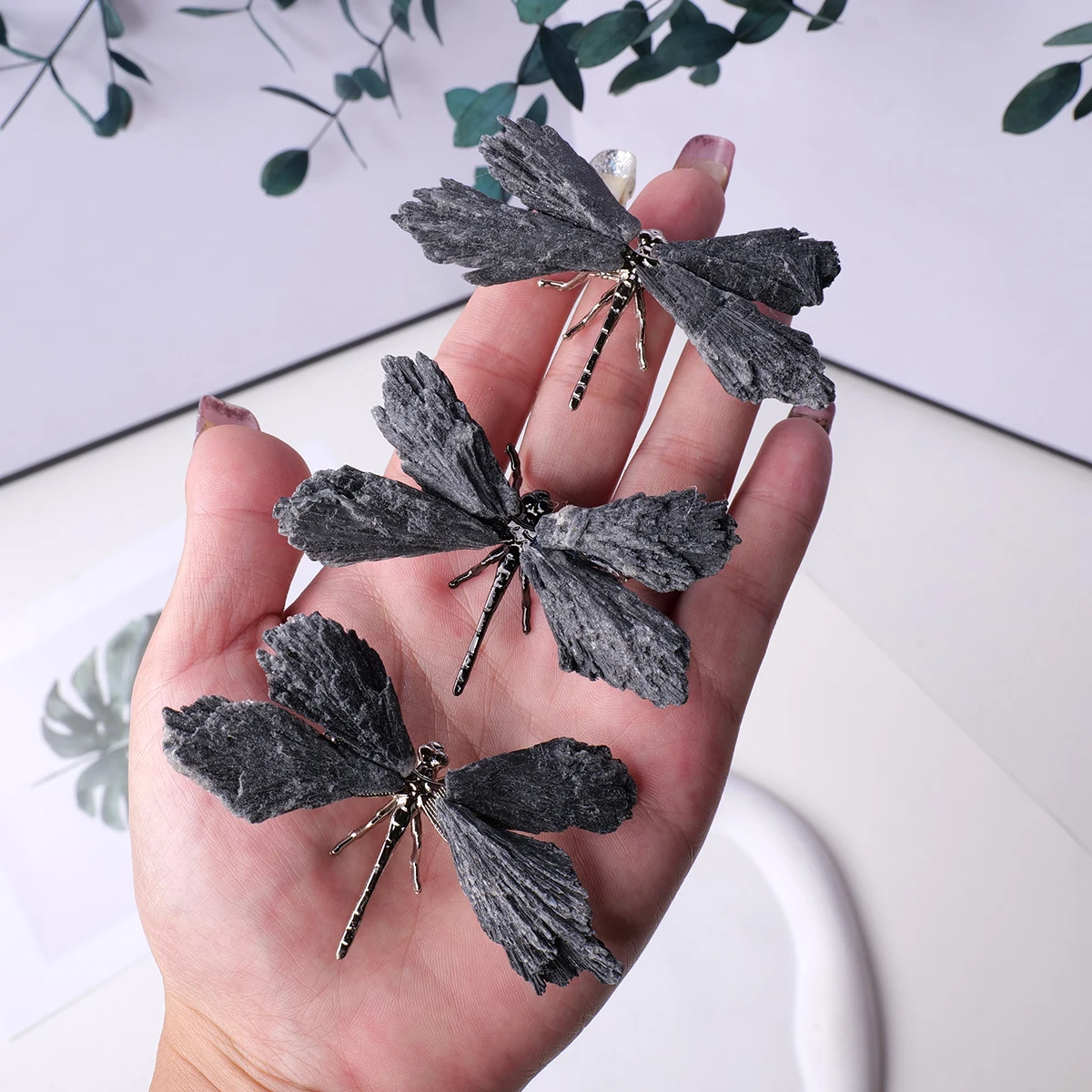 1PC Natural Crystal Mini Black Tourmaline Feathered Dragonfly Creative Handicraft Jewelry Halloween Christmas Gift
