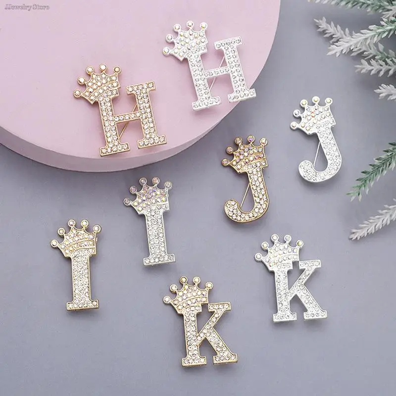 New 26 Letters A-Z Brooch Rhinestones Crystal Gold Color English Alphabet Metal Pins Cute Jewelry Accessories Christmas Gift