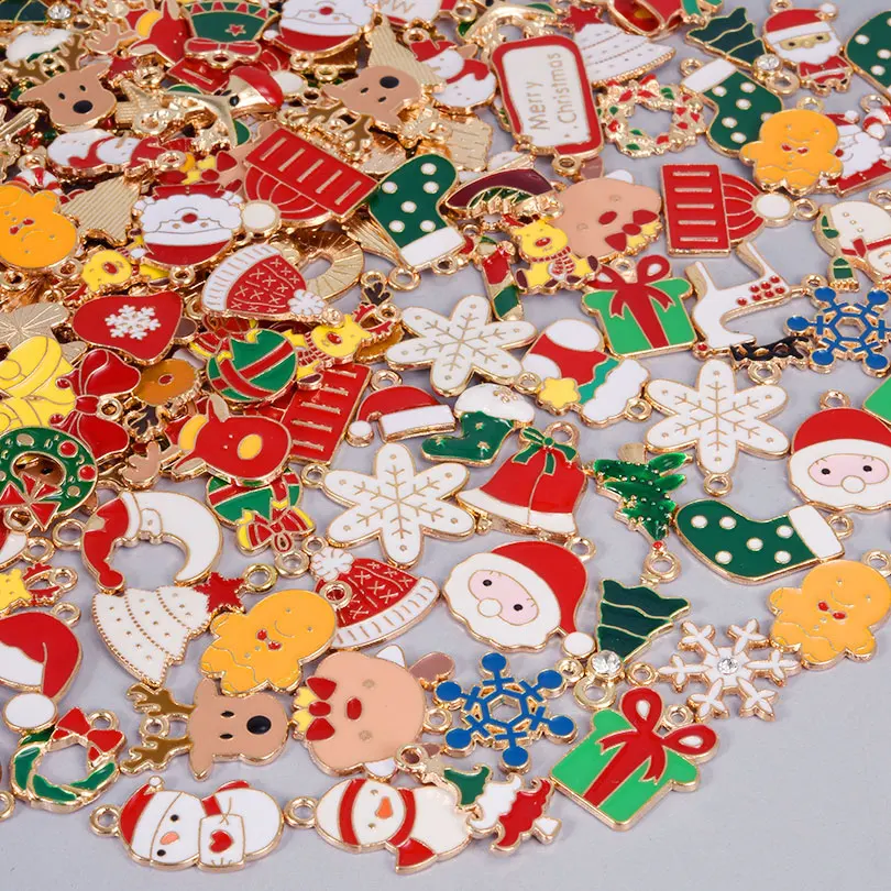 30/50/100pcs High Quality New Christmas Day Charms Santa Claus/Fawn/Snowflake Winter Christmas Carnival Jewelry Diy Earring Make
