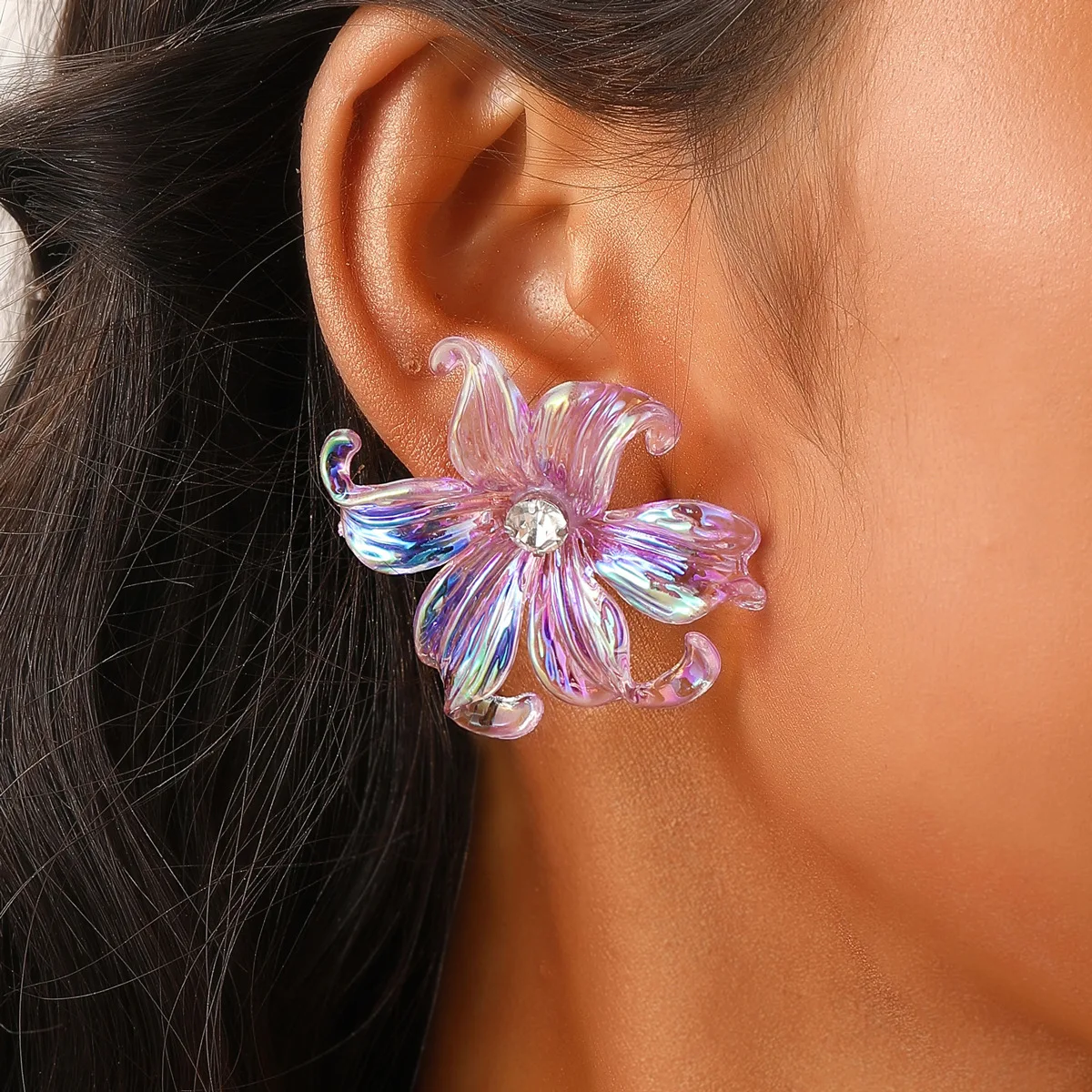 Acrylic Big Flower Iris Crystal Stud Earring for Women Purple Pink Green Color Female Sweet Jewelry Wedding Christmas Gift