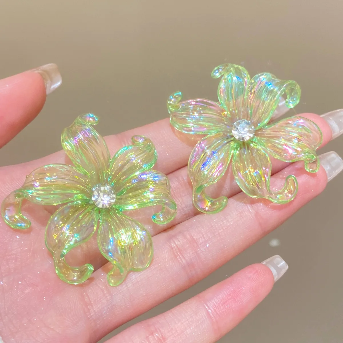 Acrylic Big Flower Iris Crystal Stud Earring for Women Purple Pink Green Color Female Sweet Jewelry Wedding Christmas Gift