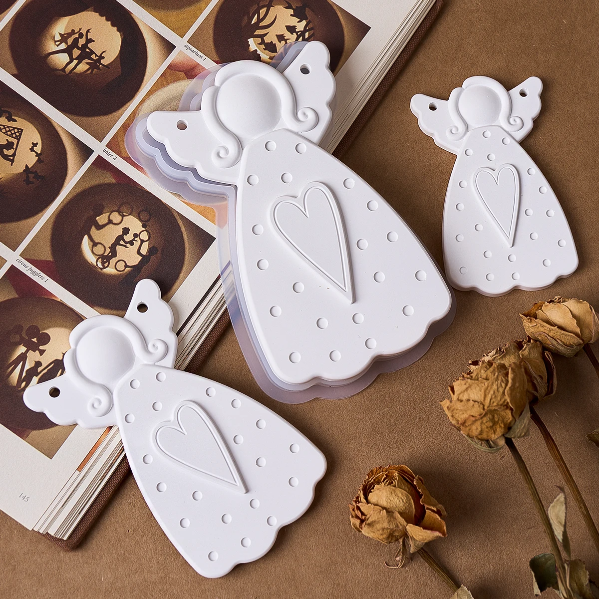 Heart Dot Texture Dress Girl Mold DIY Handmade Faceless Angel Plaster Resin Craft Silicone Molds Home Christmas Tree Decor