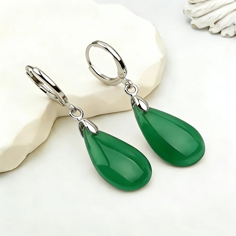 Green water droplet pendant earrings, crystal clear ice red water droplet design, vintage long women's earrings, Christmas gift.