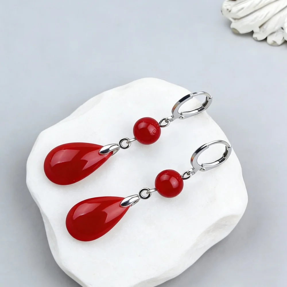 Green water droplet pendant earrings, crystal clear ice red water droplet design, vintage long women's earrings, Christmas gift.