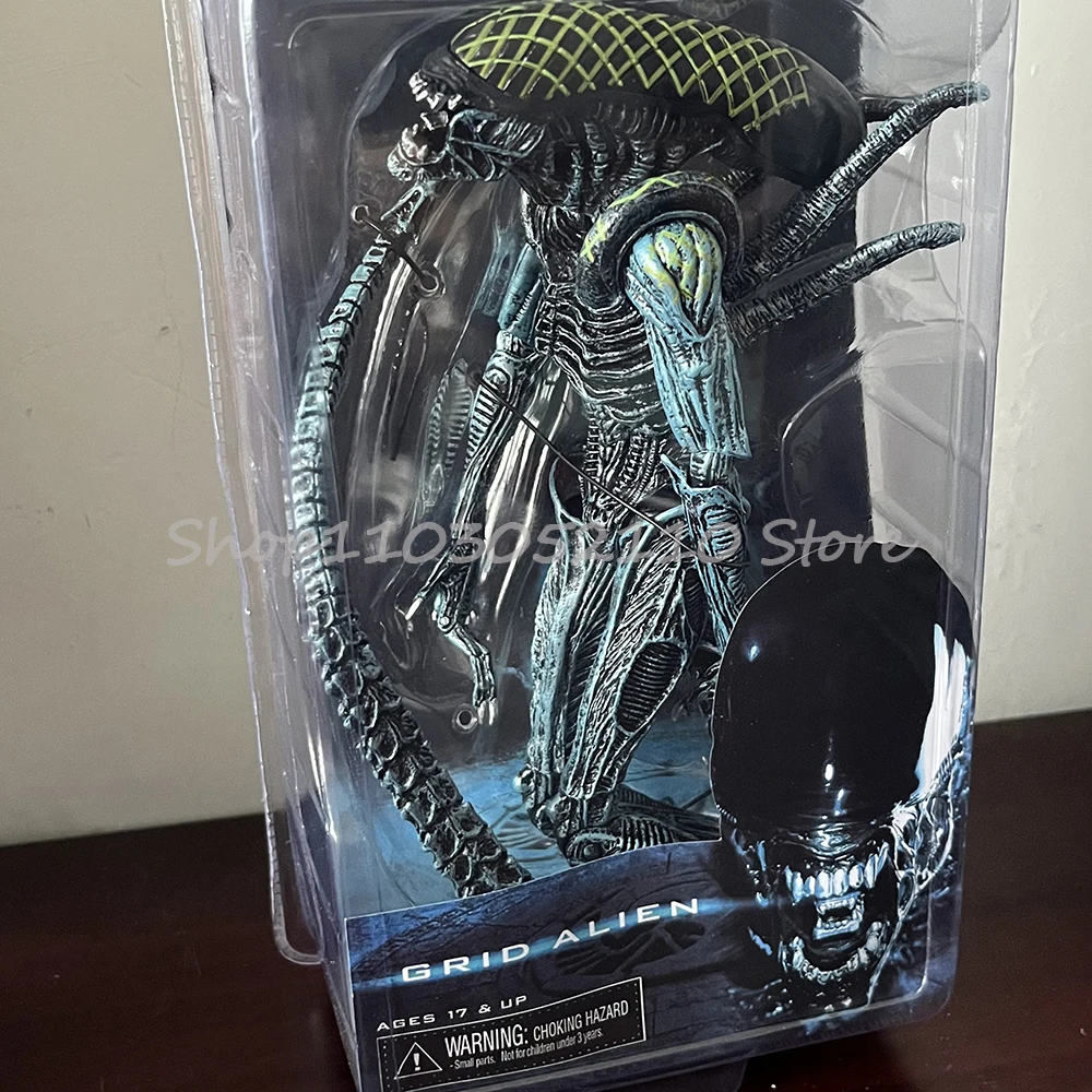 Grid Warrior Xenomorph Alien Figure Alien vs Predator Action Figure Collectible Model Toys Christmas Birthday Gift