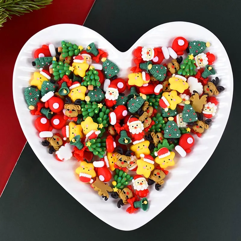 20pcs Mini Christmas Resin Figurine Crafts Cute Reindeer Xmas Tree Santa Claus Flatback Cabochon Ornaments DIY New Year Gifts
