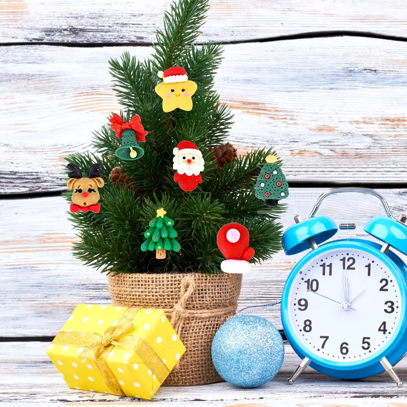 20pcs Mini Christmas Resin Figurine Crafts Cute Reindeer Xmas Tree Santa Claus Flatback Cabochon Ornaments DIY New Year Gifts